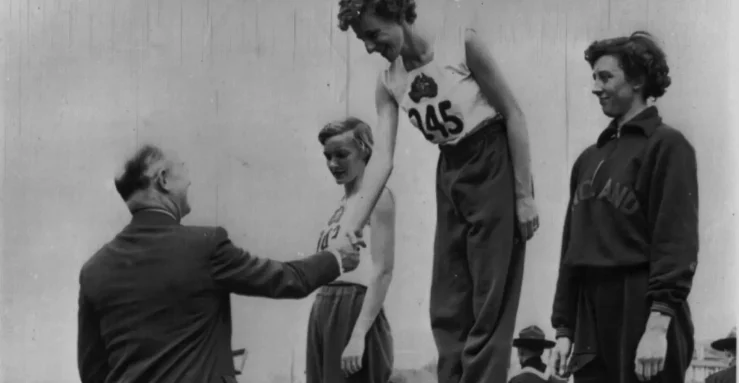 Marjorie Jackson-Nelson awarded medal